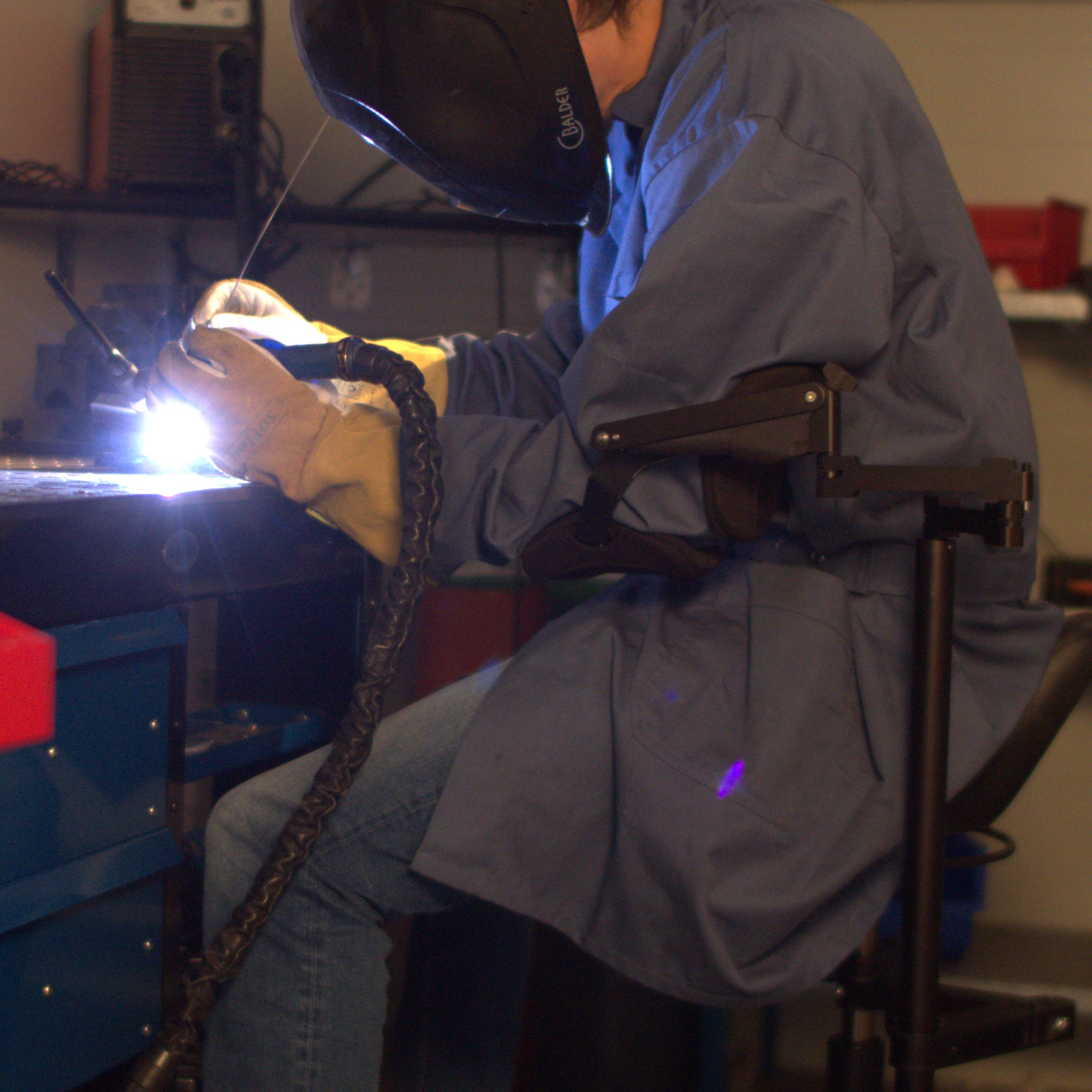 Utilisateur du LEVA pour un poste de soudure